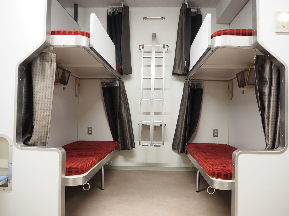 Train Hostel HOKUTOSEI Tokio Buitenkant foto