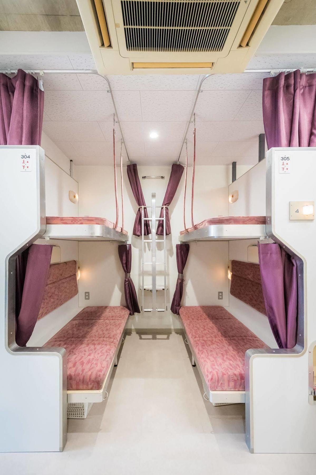 Train Hostel HOKUTOSEI Tokio Buitenkant foto