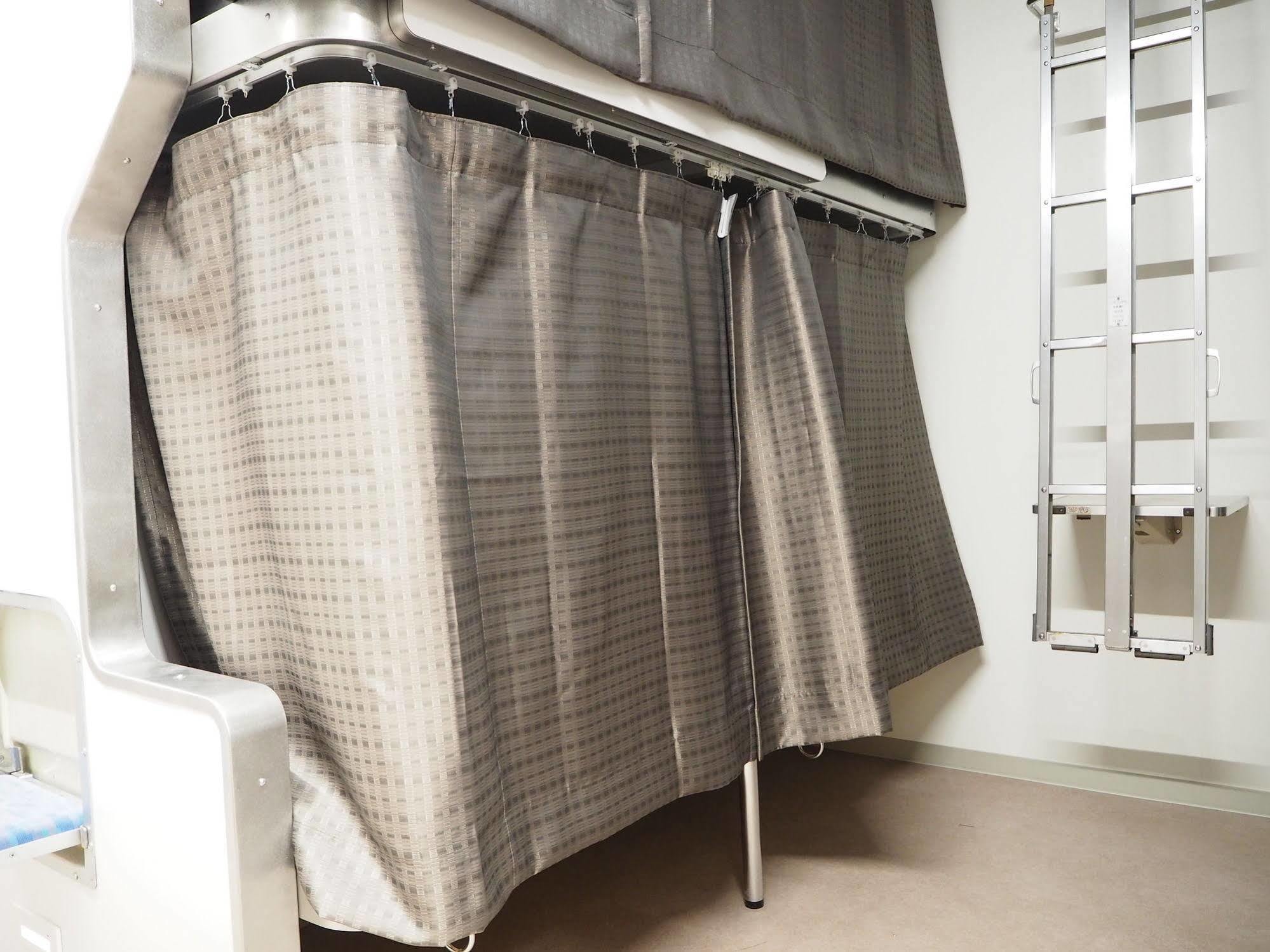 Train Hostel HOKUTOSEI Tokio Buitenkant foto